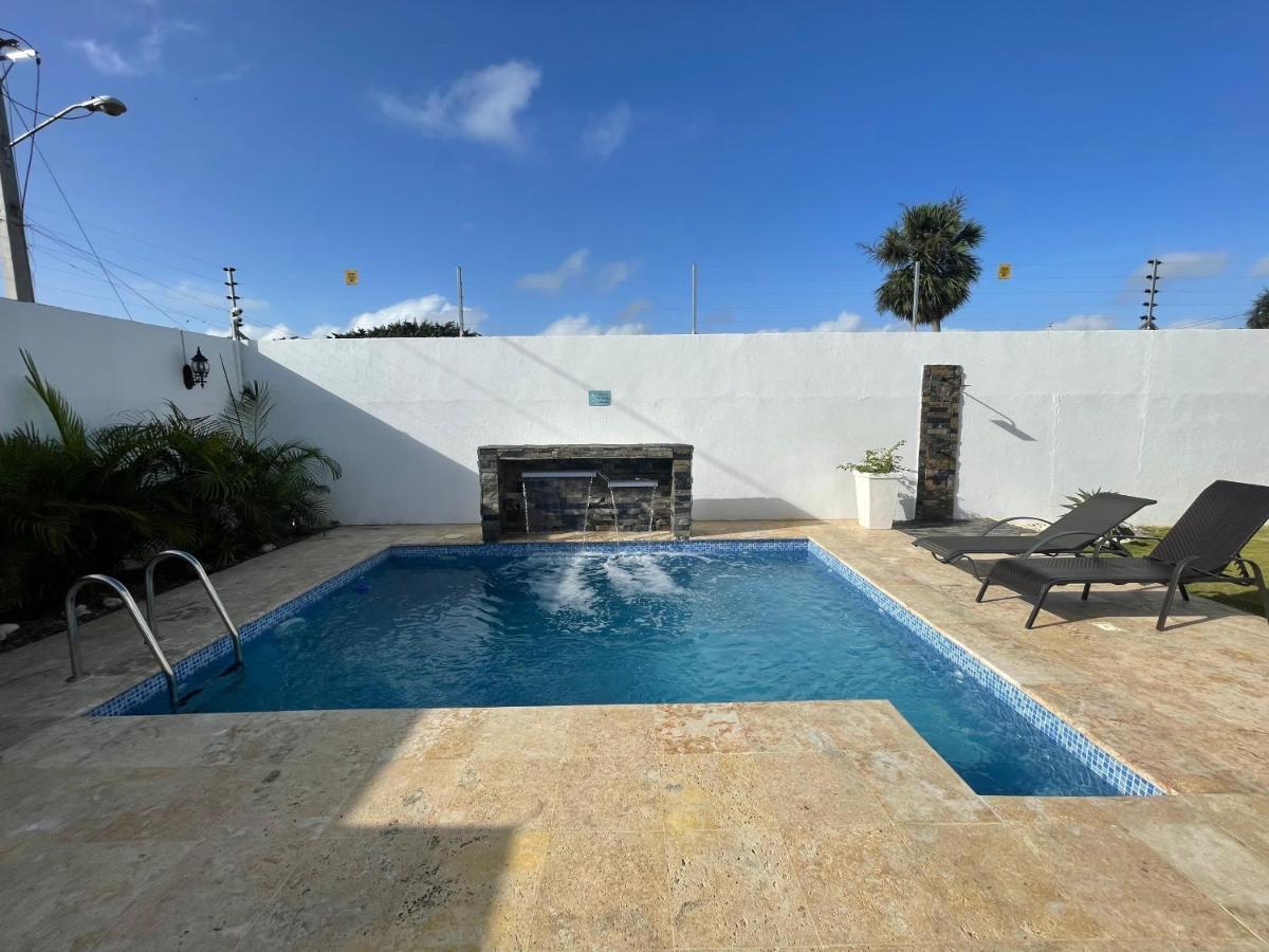The Gil Place Santiago De Los Caballeros Exterior photo